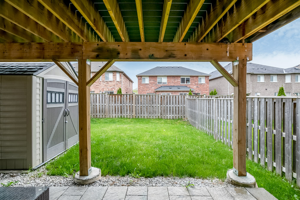 Angela Elias- Coldwell Banker Ronan Realty, Brokerage | 5870 King Rd, Nobleton, ON L0G 1N0, Canada | Phone: (647) 988-7688
