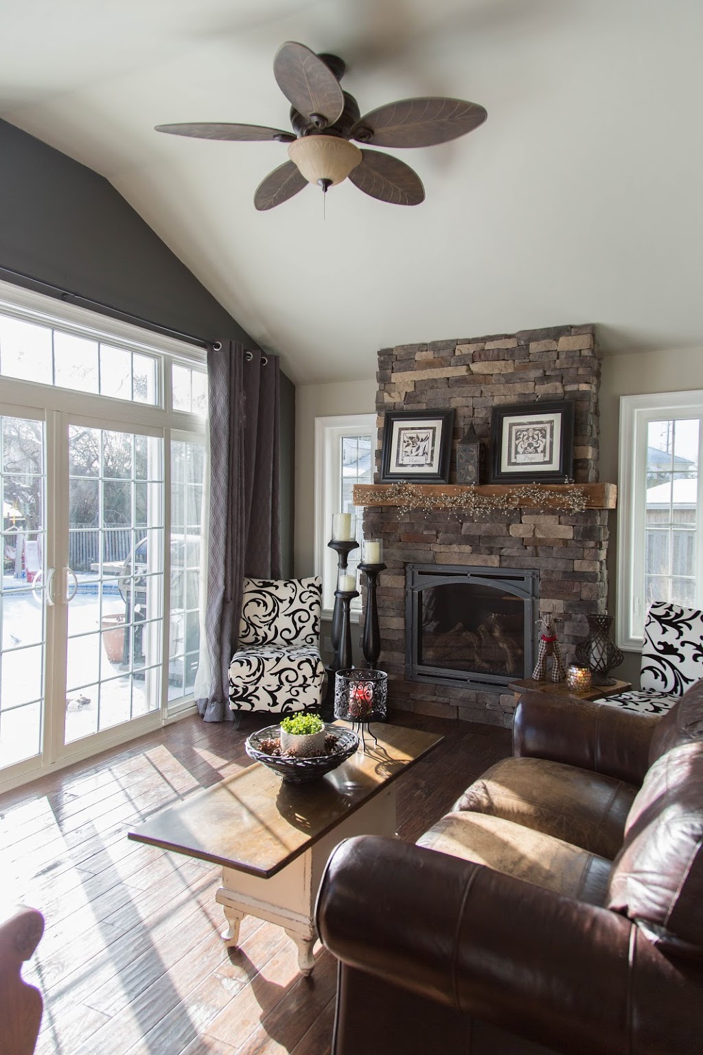 Heartwood Renovations | 680 Tradewind Dr #7, Ancaster, ON L9G 4V5, Canada | Phone: (289) 208-2612