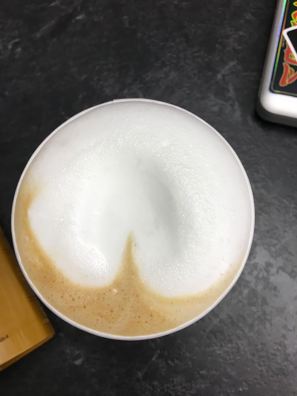 The Brae Cafe | 3915 Sunnybrae-Canoe Point Rd, Tappen, BC V0E 2X1, Canada | Phone: (604) 865-1258