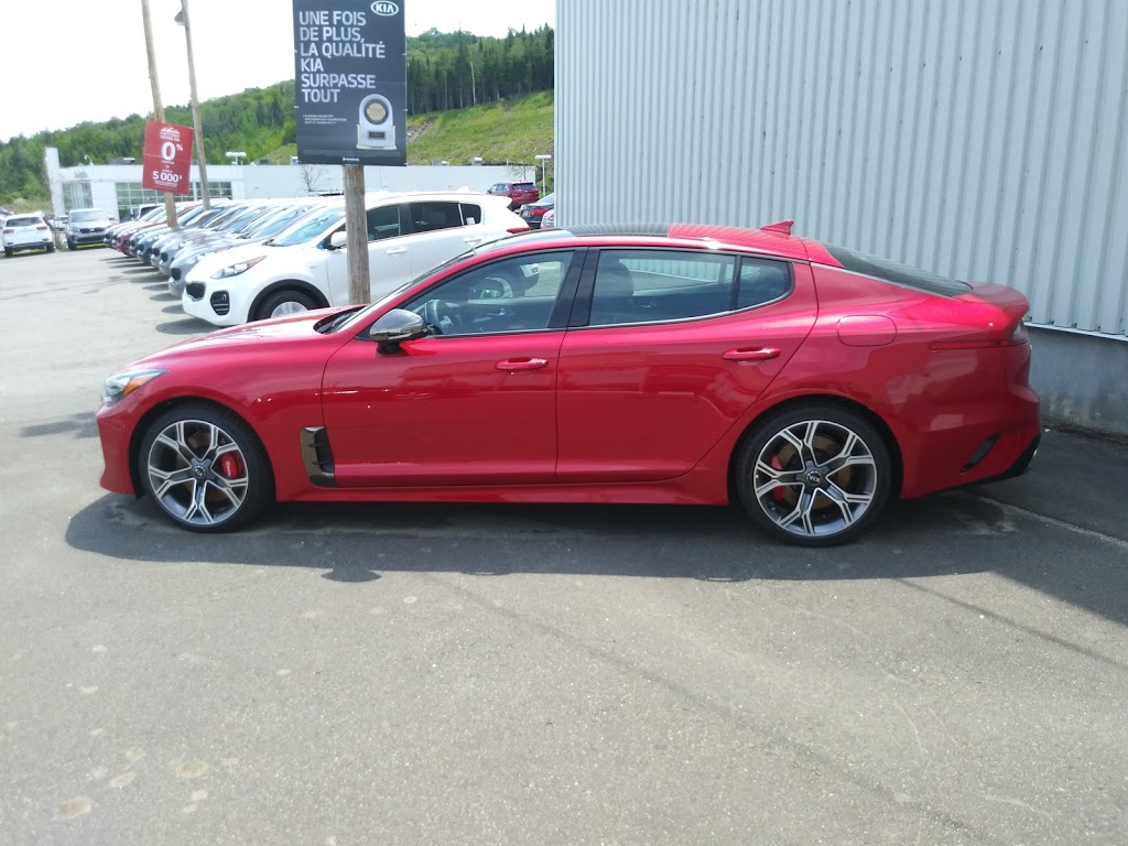 Kia Desrosiers | 2348 QC-117, Val-David, QC J0T 2N0, Canada | Phone: (819) 326-3232