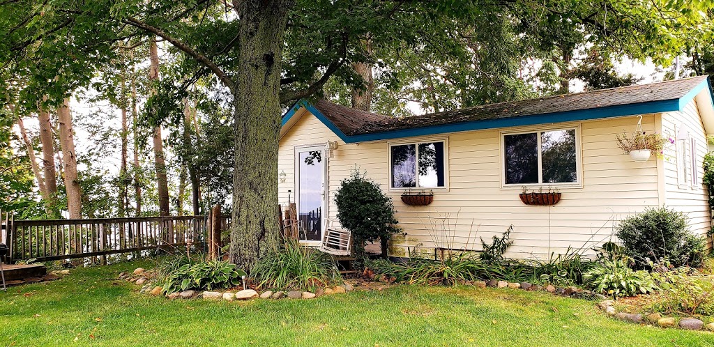 Wipp Inn | 2927 S Lakeshore Rd, Applegate, MI 48401, USA | Phone: (810) 359-2800