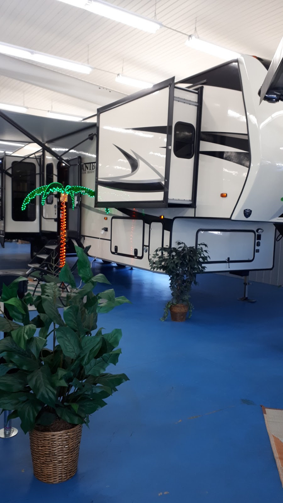 Open Roads RV | 1174 Carp Rd, Stittsville, ON K2S 1B9, Canada | Phone: (613) 836-6662