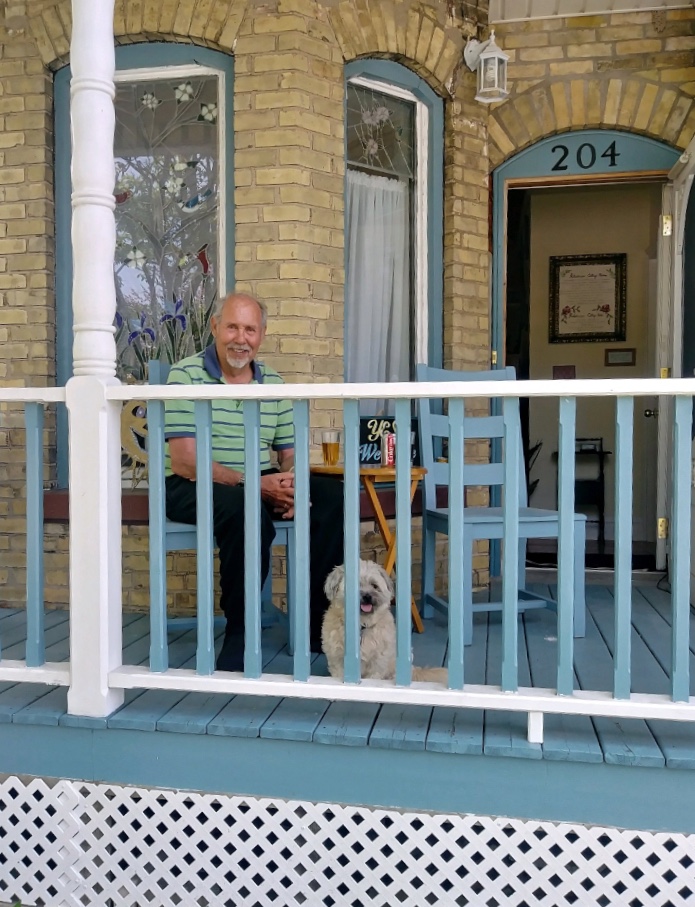 Kaleidoscope Cottage | 204 Balaclava St, St Thomas, ON N5P 3E3, Canada | Phone: (519) 207-4777