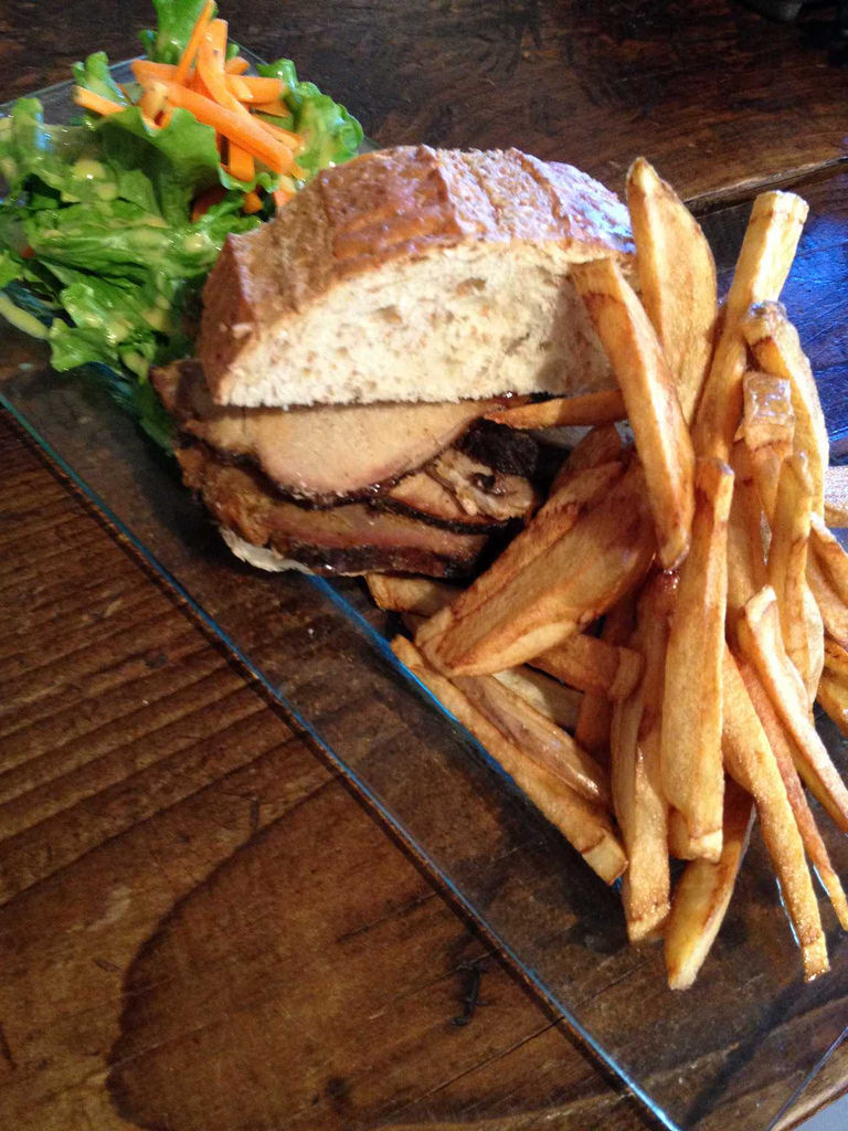 Citron Vert Café Resto | 595 Rue Notre Dame O, Victoriaville, QC G6P 1Y5, Canada | Phone: (819) 752-4254