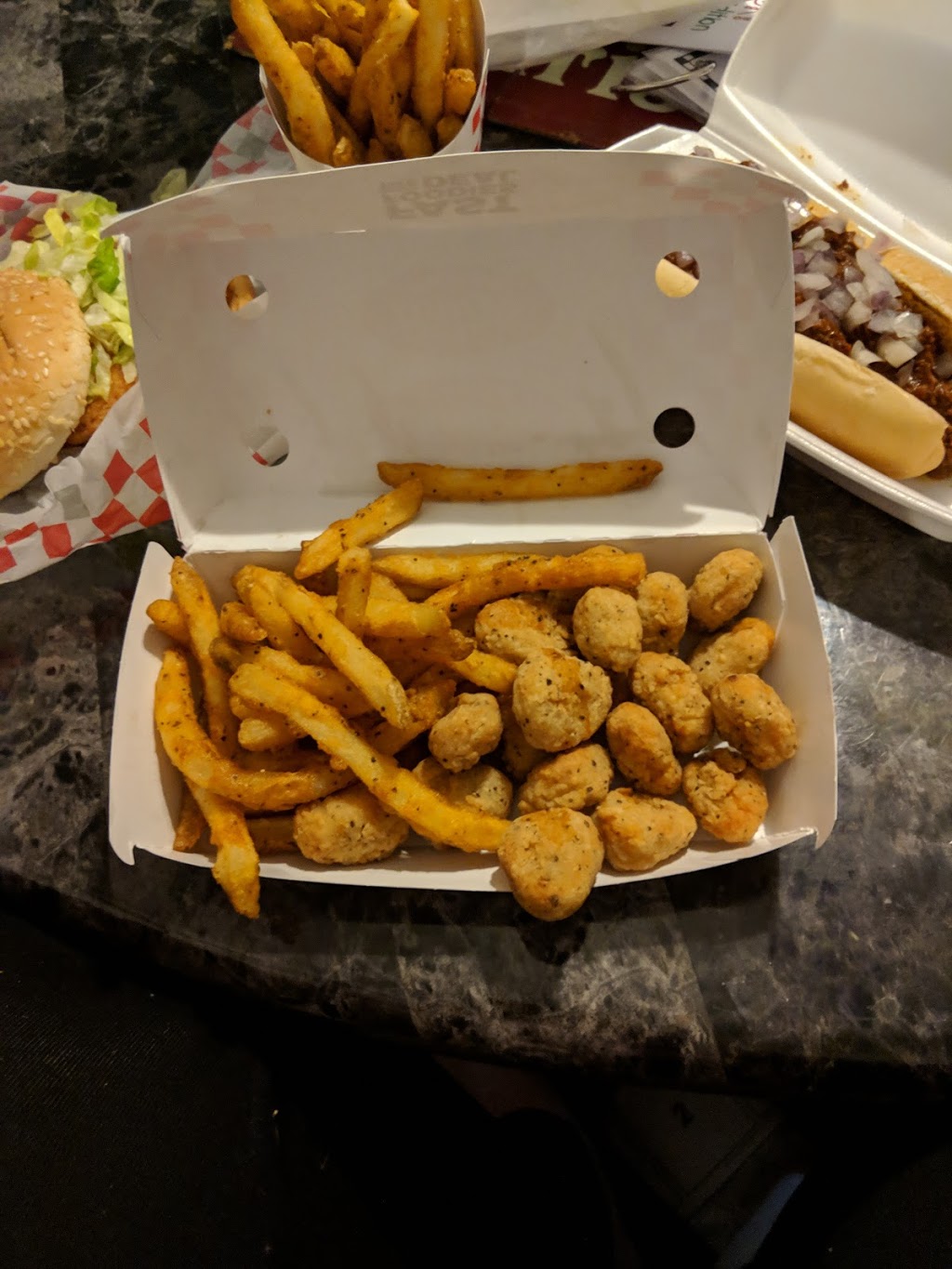 Checkers | 2374 Niagara Falls Blvd, Tonawanda, NY 14150, USA | Phone: (716) 262-2046