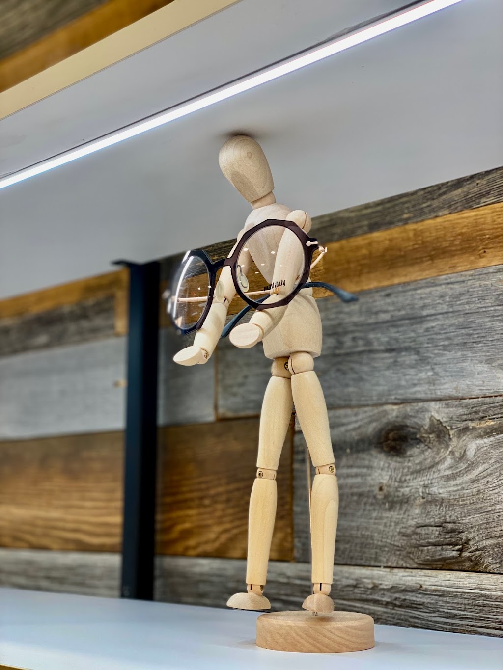 O-Os Optical | 2400 Guelph Line Unit8, Burlington, ON L7P 4M7, Canada | Phone: (289) 337-2449