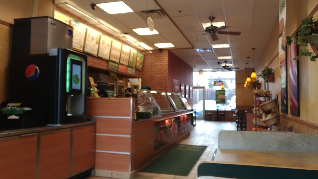 Subway | 452 Rathburn Rd, Etobicoke, ON M9C 3S8, Canada | Phone: (416) 622-7782