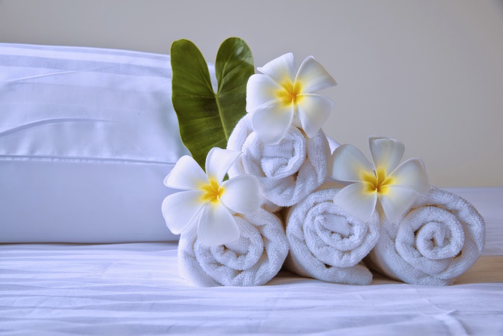 Pacific Laundry Service | 2580 Turner St, Vancouver, BC V5K 2E8, Canada | Phone: (604) 961-0676