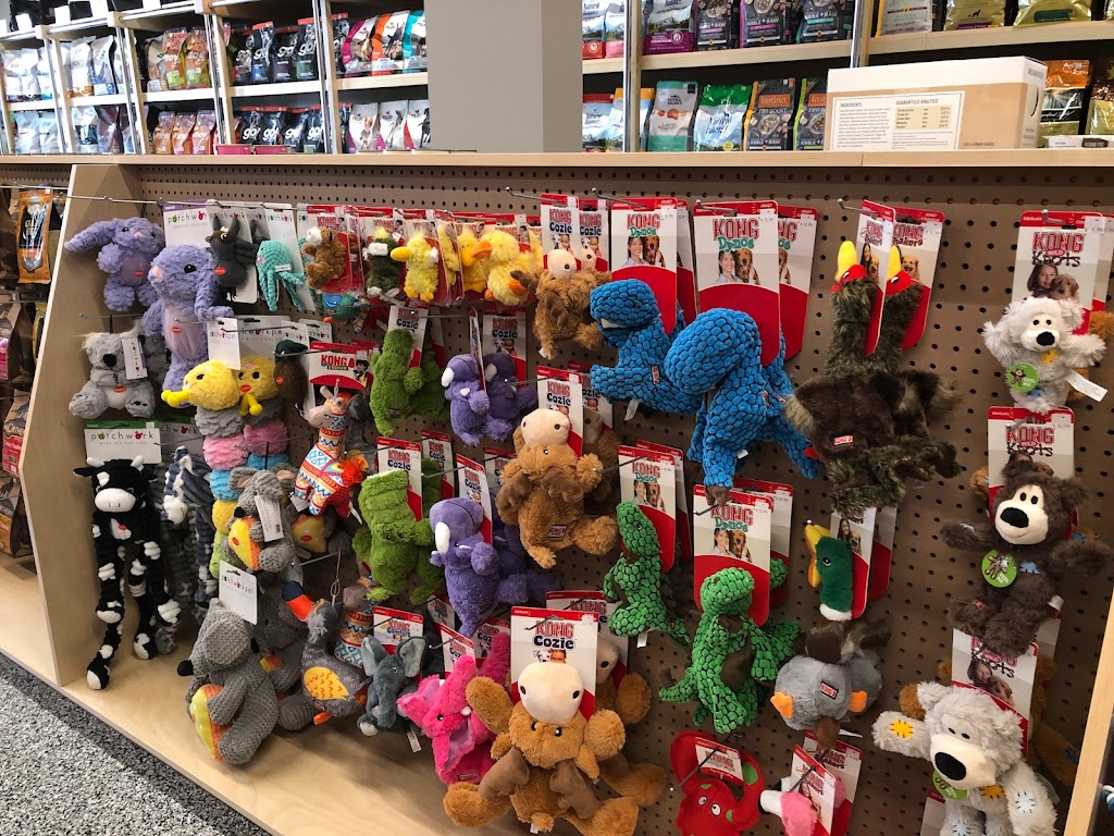 Pet Planet Greenwich | 55 Greenbriar Dr NW Unit 120, Calgary, AB T3B 6M3, Canada | Phone: (587) 956-7936