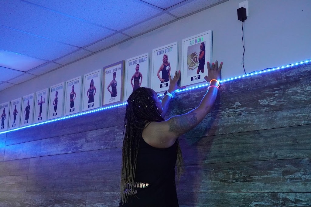 Fit Club West Winnipeg | 2020 Corydon Ave Unit G, Winnipeg, MB R3P 0N2, Canada | Phone: (204) 813-9695