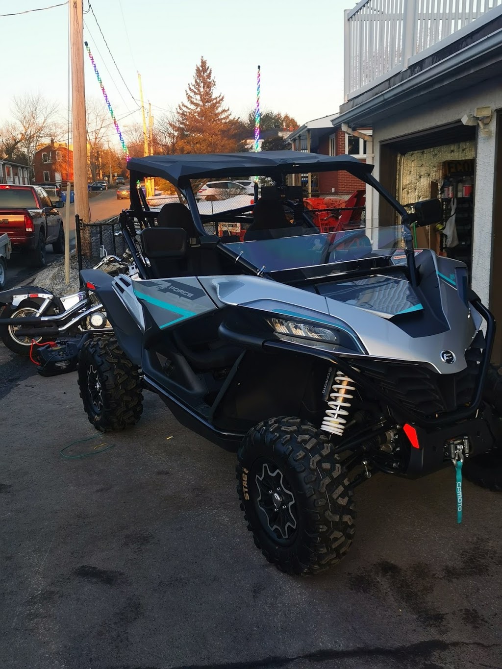 MOTOPLEX MONT-TREMBLANT | 175 QC-117, Mont-Tremblant, QC J8E 2X2, Canada | Phone: (819) 681-6686