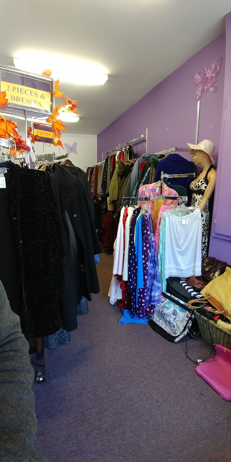 Up Shoppe | 382 Selkirk Ave, Winnipeg, MB R2W 2M2, Canada | Phone: (204) 582-3494