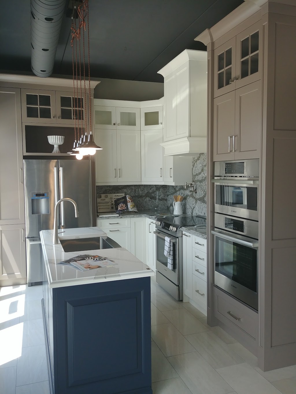 GT kitchen & Bath | 510 N Service Rd Unit 6, Grimsby, ON L3M, Canada | Phone: (905) 324-0241