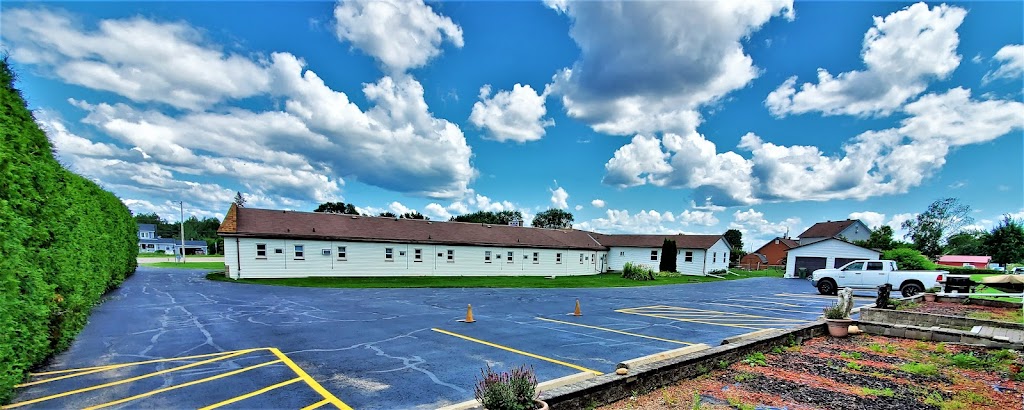 Knights Inn Colonial Fireside Inn | 1350 Pembroke St W, Pembroke, ON K8A 7A3, Canada | Phone: (613) 732-3623
