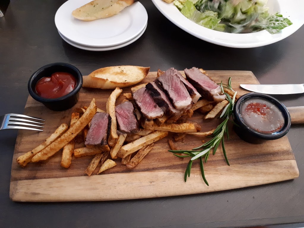 Trendz Cafe & Wine Bar | 15 Spectacle Lake Dr, Dartmouth, NS B3B 0A7, Canada | Phone: (902) 446-3782