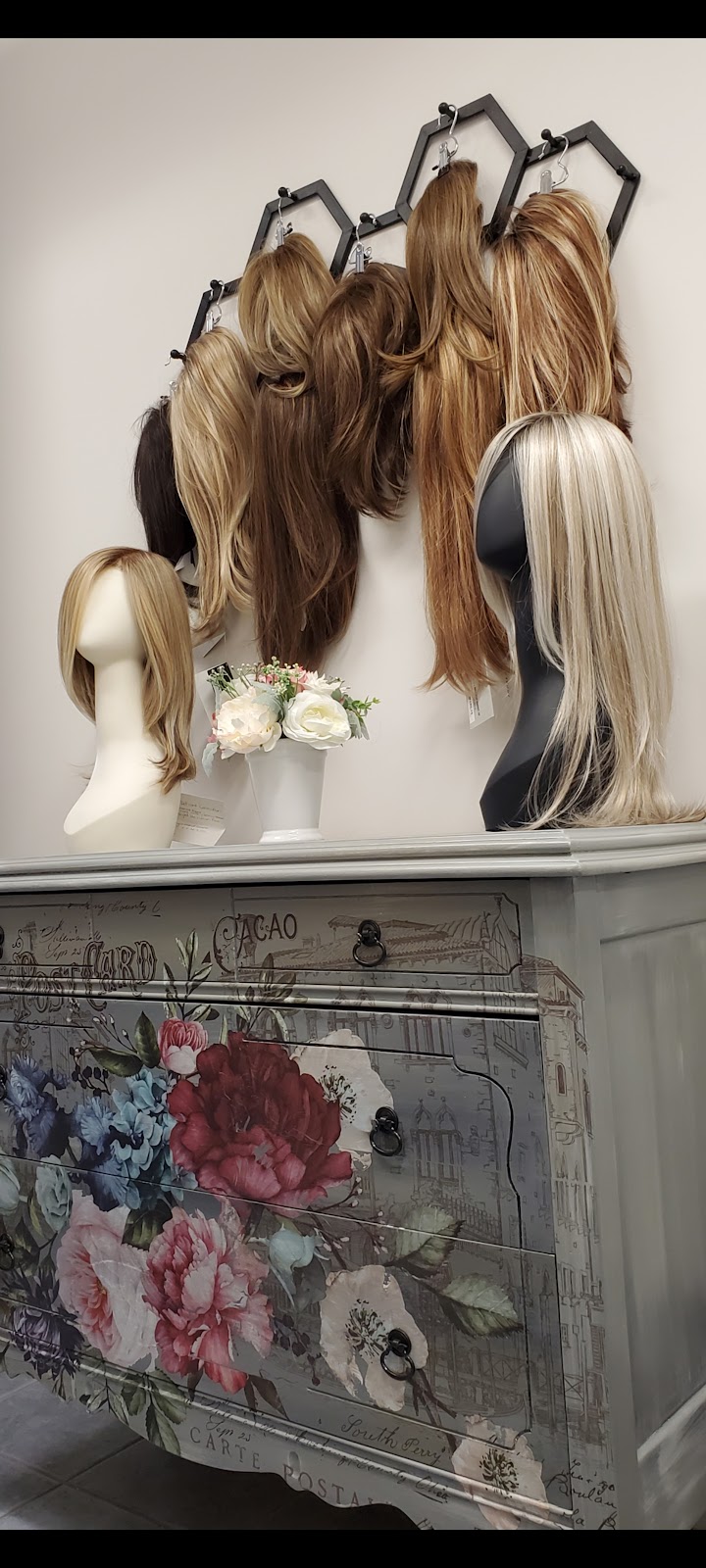 Toronto Wig Studio | 200 Windflower Gate Unit #6, Vaughan, ON L4L 9L3, Canada | Phone: (905) 265-7444
