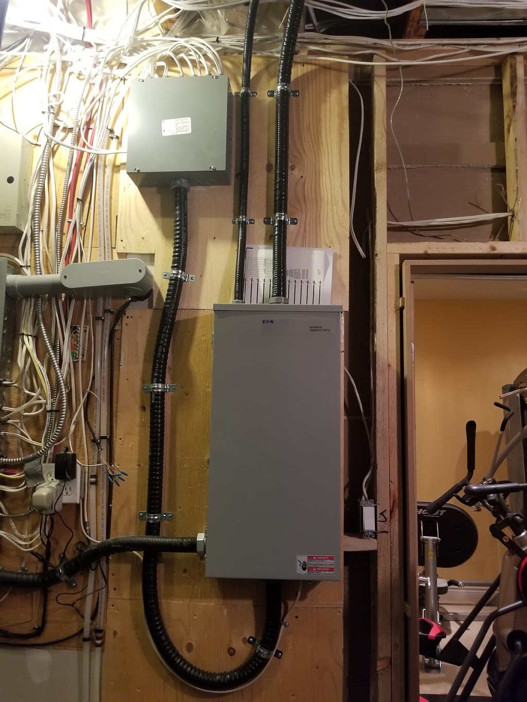 Jeff Mackie Electric Ltd. | 50 Barrie St, Bradford, ON L3Z 2B3, Canada | Phone: (905) 252-4991