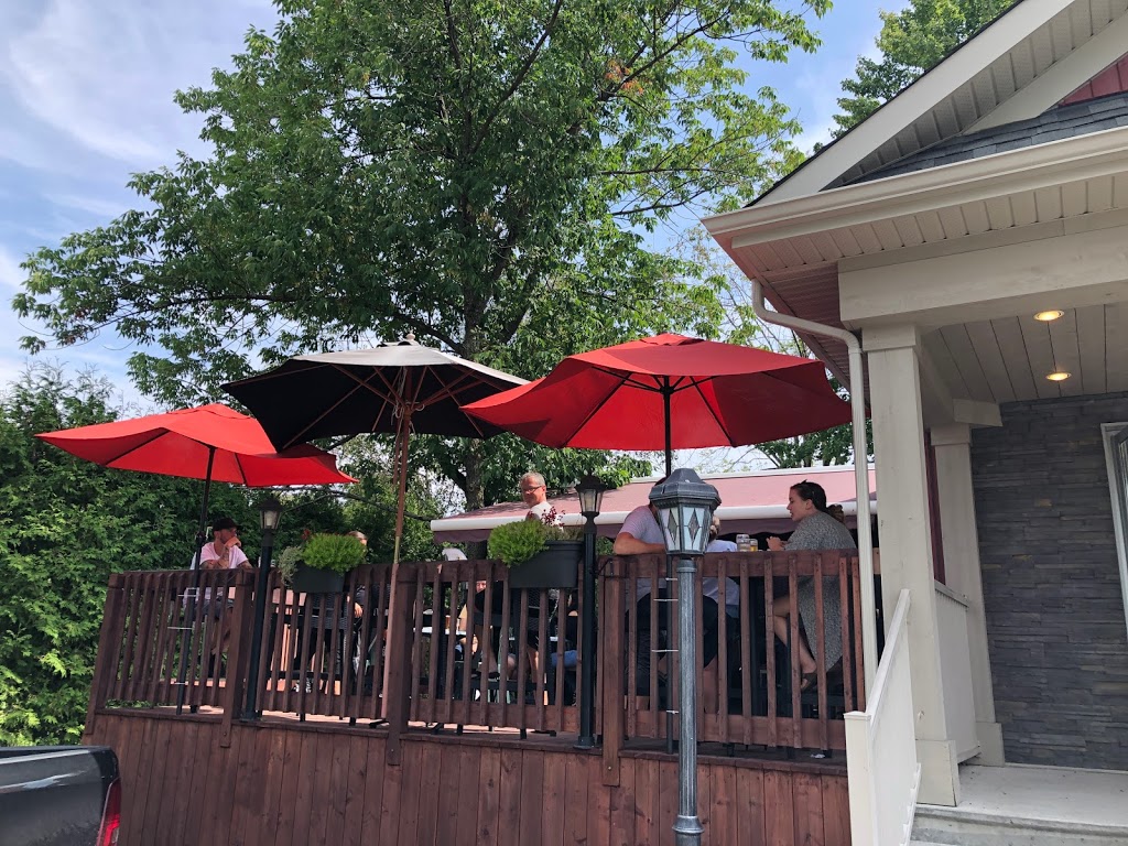 Brouemont Micro - brasserie | 107 Boulevard de Bromont, Bromont, QC J2L 2K7, Canada | Phone: (450) 534-0001