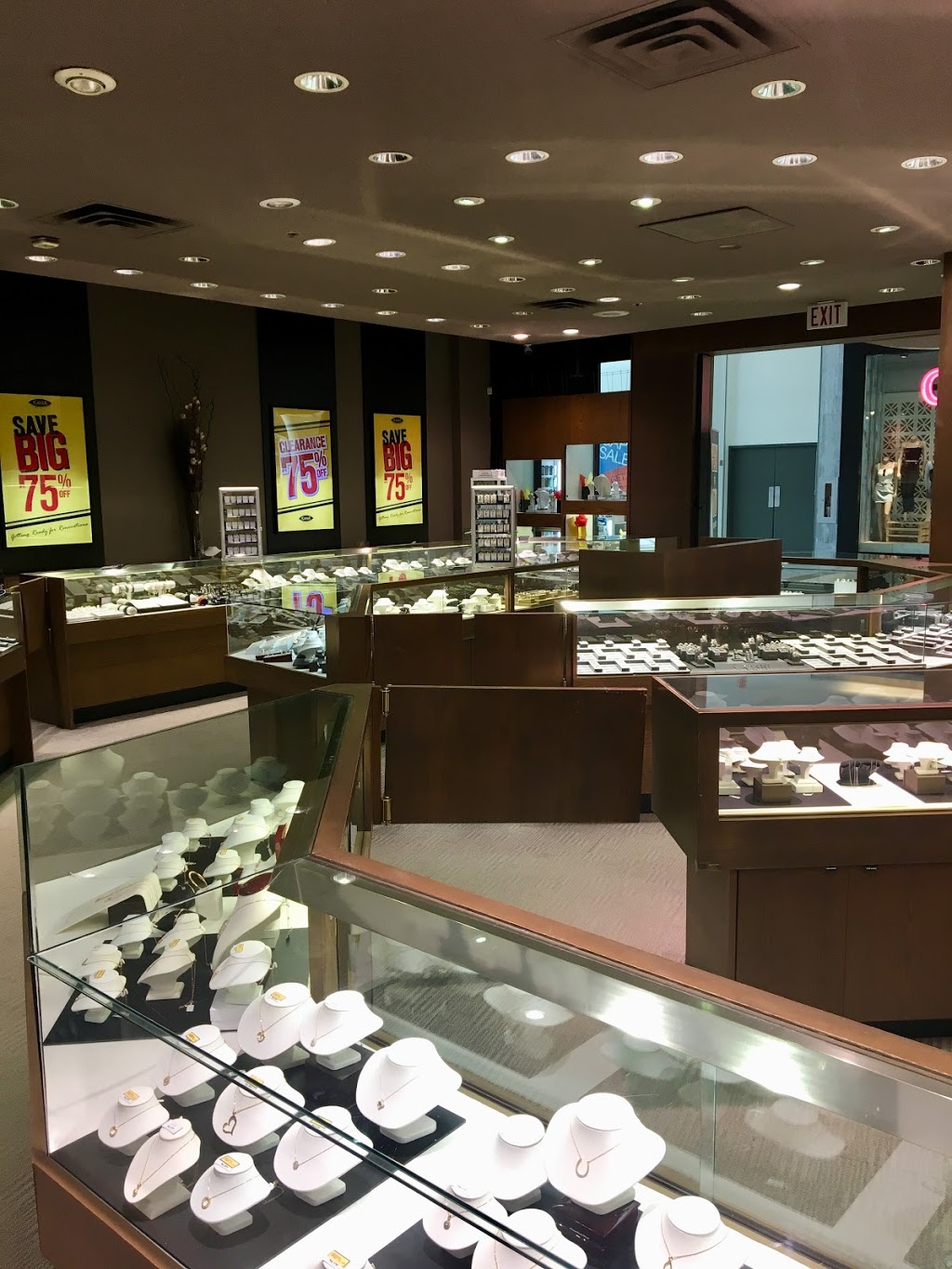Kavar Jewellers Newmarket | 17600 Yonge St, Newmarket, ON L3Y 4Z1, Canada | Phone: (905) 836-9256