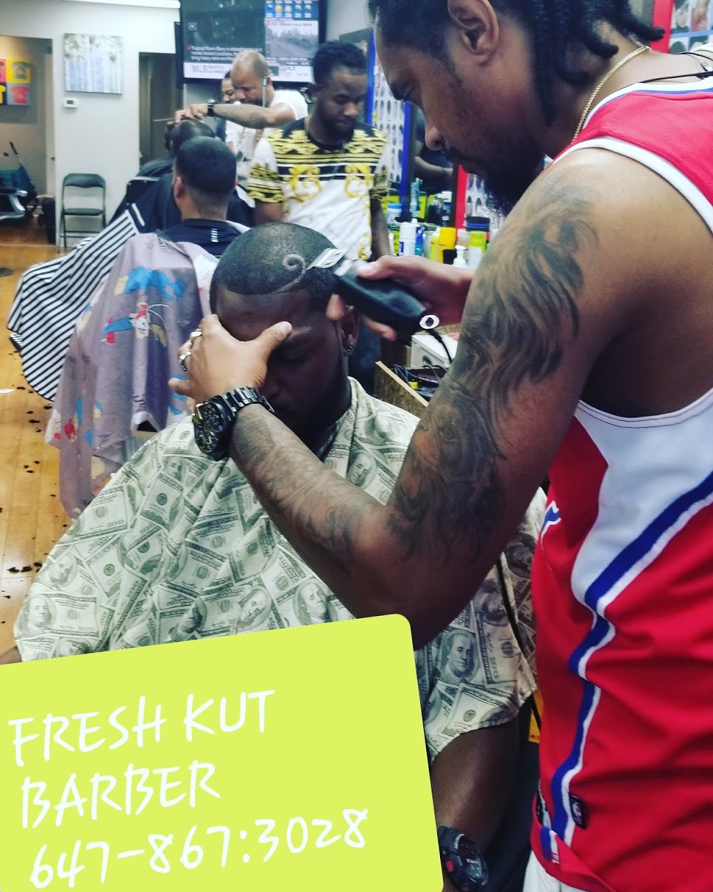 FRESH KUT BARBER SALON | 212 Queen St E, Brampton, ON L6V 1W2, Canada | Phone: (647) 867-3028