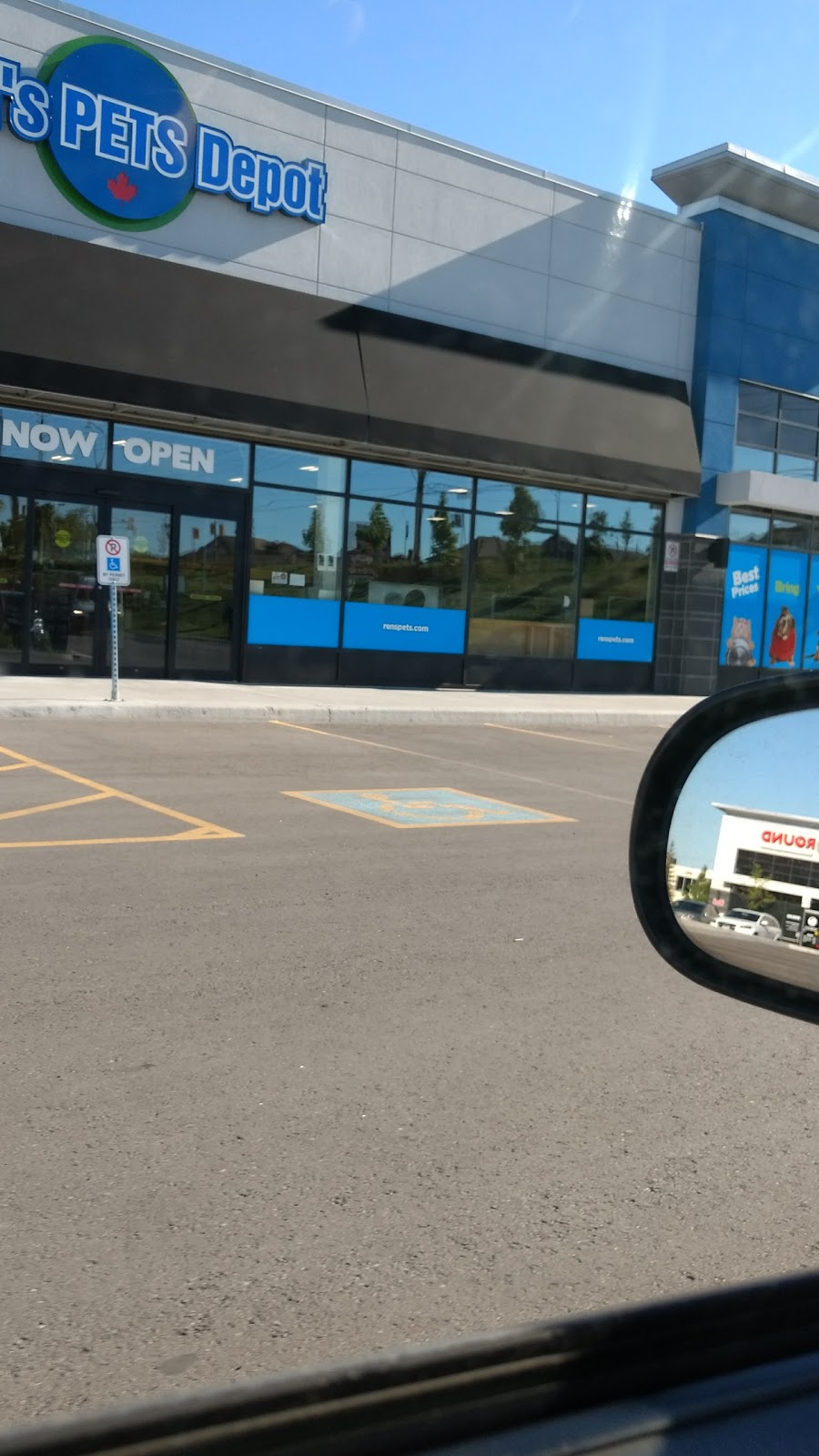 Rens Pets Aurora | 239 Earl Stewart Dr #5, Aurora, ON L4G 7Y3, Canada | Phone: (905) 503-2143
