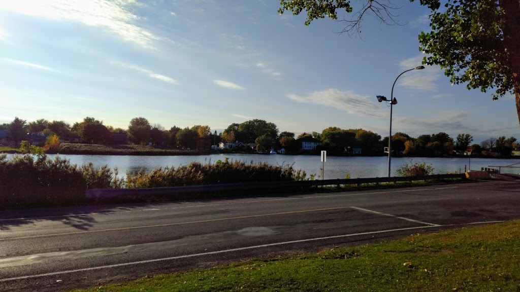 Pavillon Jeunesse Yvan-Viens | 131 Rue Jean-Talon, Saint-Jean-sur-Richelieu, QC J2W 1N7, Canada | Phone: (450) 359-2487