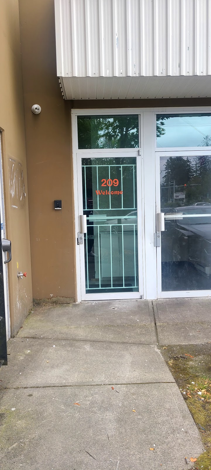 Surdell Kennedy Taxi Ltd. | 12815 85 Ave #209, Surrey, BC V3W 0K8, Canada | Phone: (604) 588-8888