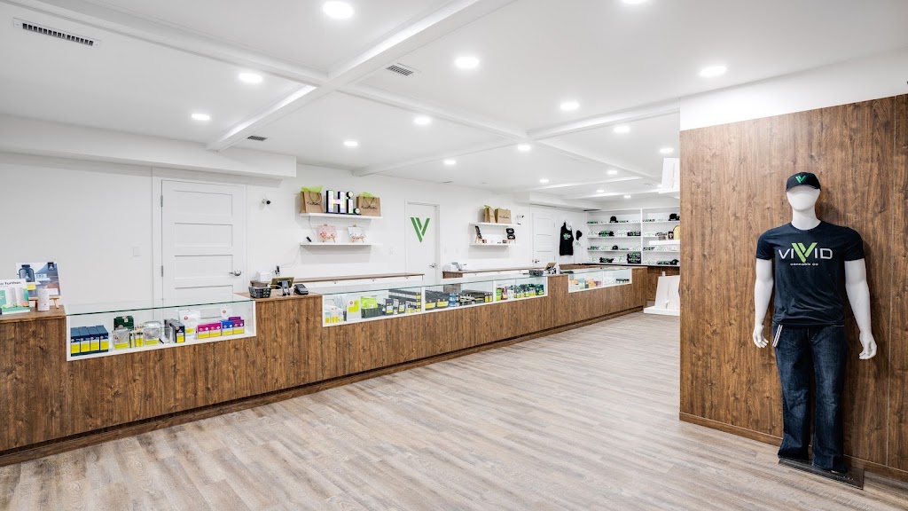 Vivid Cannabis Co. | 3 Progress Dr Unit 3, Orillia, ON L3V 0T7, Canada | Phone: (705) 298-1852