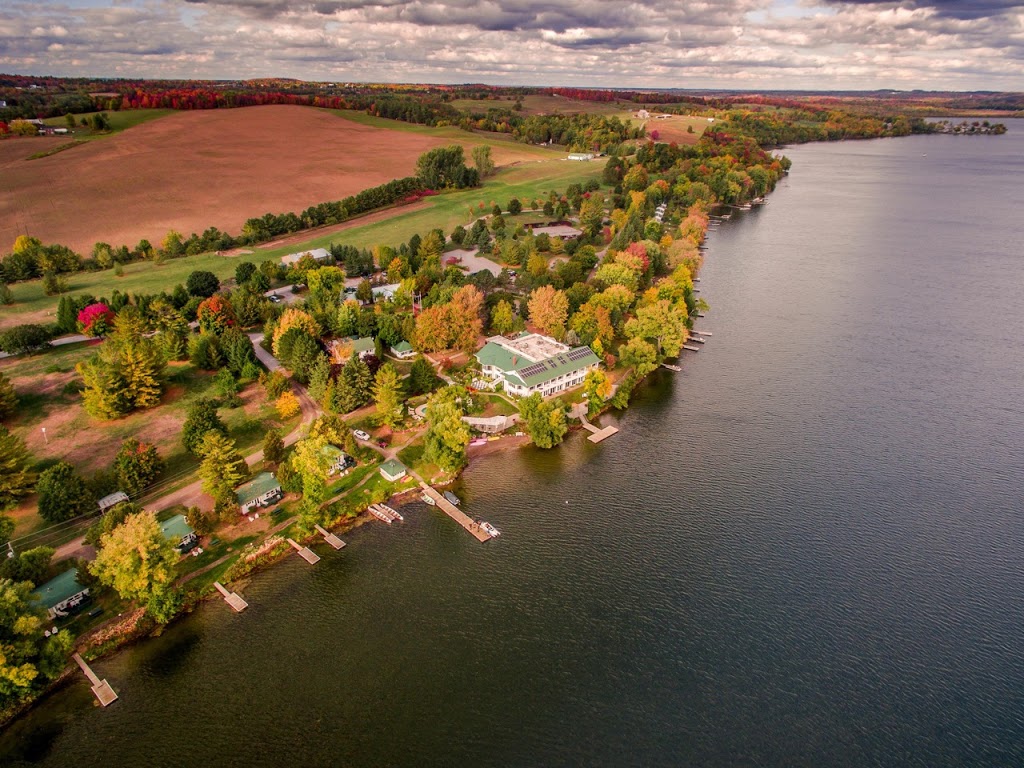 Elmhirsts Resort | 1045 Settlers Line, Keene, ON K0L 2G0, Canada | Phone: (705) 295-4591
