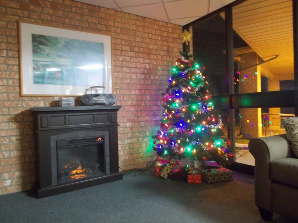 Parkview Meadows Christian Retirement Village | 72 Town Centre Dr, Townsend, ON N0A 1S0, Canada | Phone: (519) 587-2448