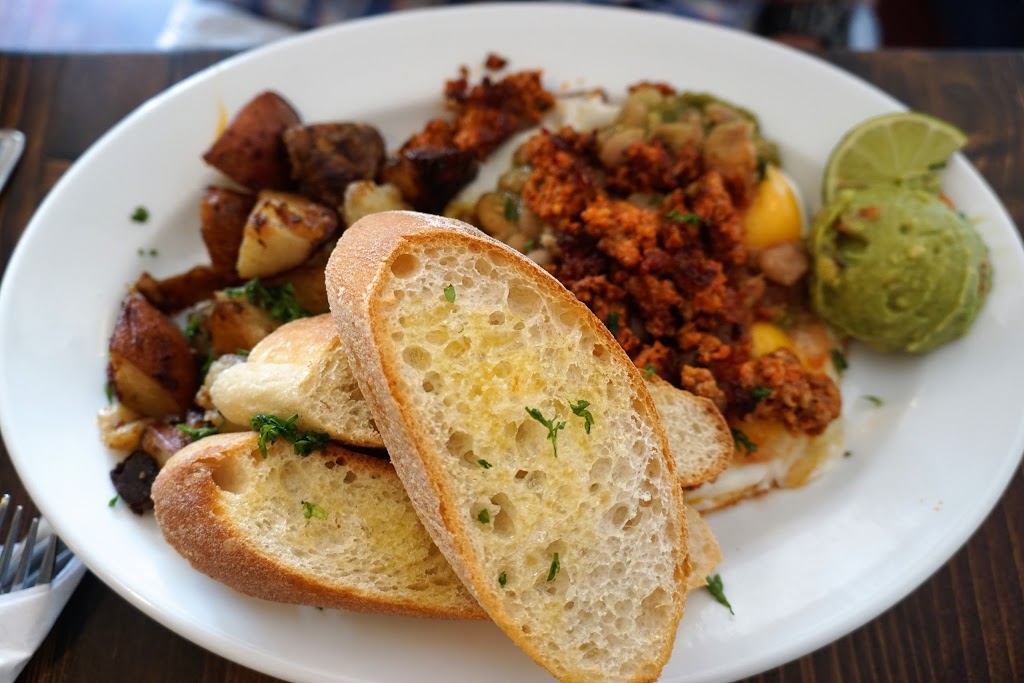 Huevos Gourmet | 2888 Lake Shore Blvd W, Etobicoke, ON M8V 1J2, Canada | Phone: (416) 503-4313
