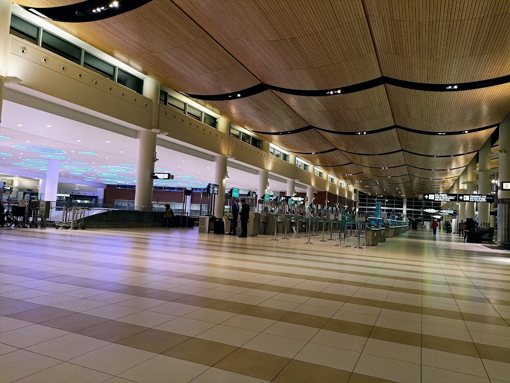 YWG Winnipeg International Airport Terminal | 2000 Wellington Ave, Winnipeg, MB R3H 1H5, Canada | Phone: (780) 305-1976