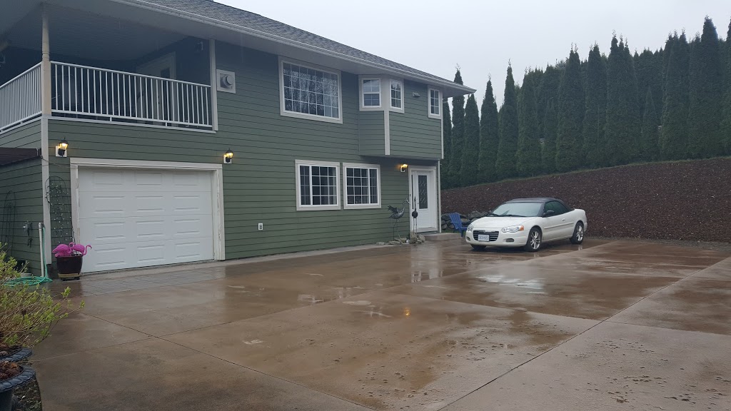 Summer Dreams B&B | 1120 Rounds Rd, Naramata, BC V0H 1N0, Canada | Phone: (250) 490-1066
