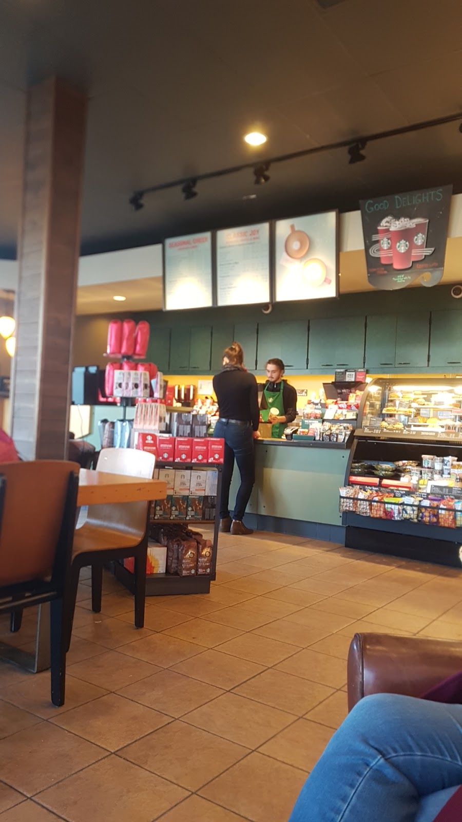 Starbucks | 719 McCallum Rd, 101, Langford, BC V9B 6A2, Canada | Phone: (250) 478-1749