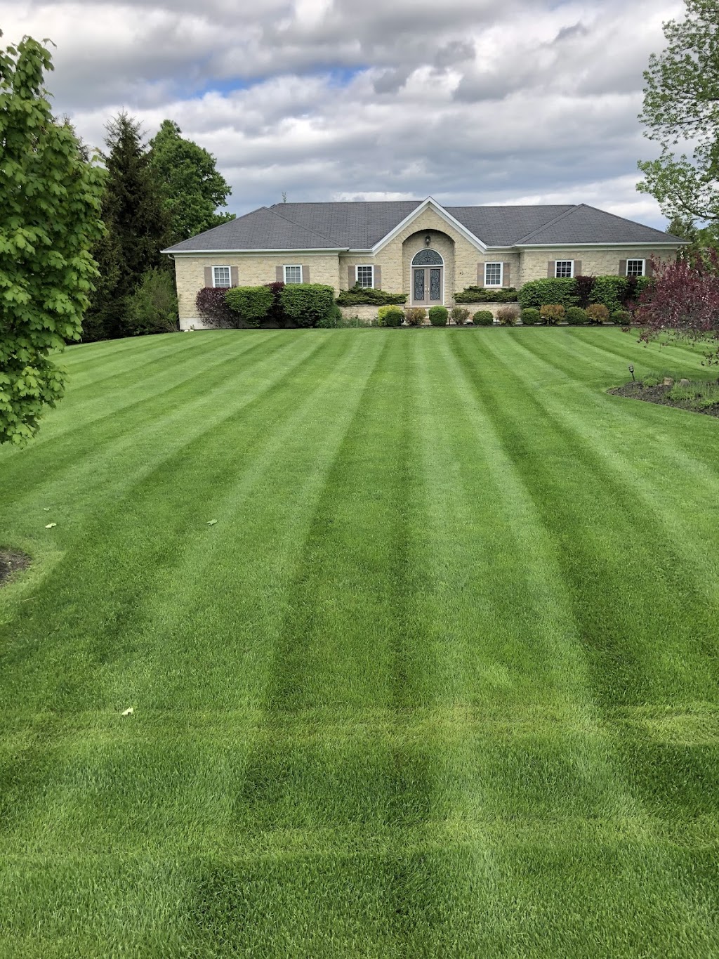 All Canadian Lawn Care | 333329 7 Line, Amaranth, ON L9W 0K8, Canada | Phone: (519) 939-7273