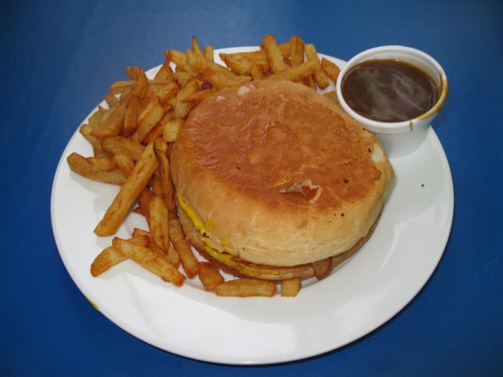 Casse-Croûte La Grondinoise | 2350 Rg St Jean, St Maurice (p), QC G0X 2X0, Canada | Phone: (819) 370-3037