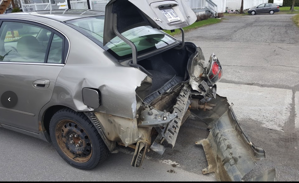 Remorquage M. - Blainville - | 44 des, Rue des Souverains, Blainville, QC J7C 5P5, Canada | Phone: (450) 821-2111