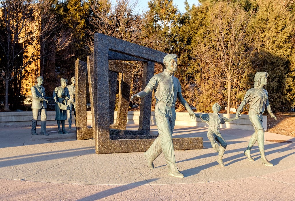 Richard and Annette Bloch Cancer Survivor Park | 4530 Erin Mills Pkwy, Mississauga, ON L5M 4L9, Canada