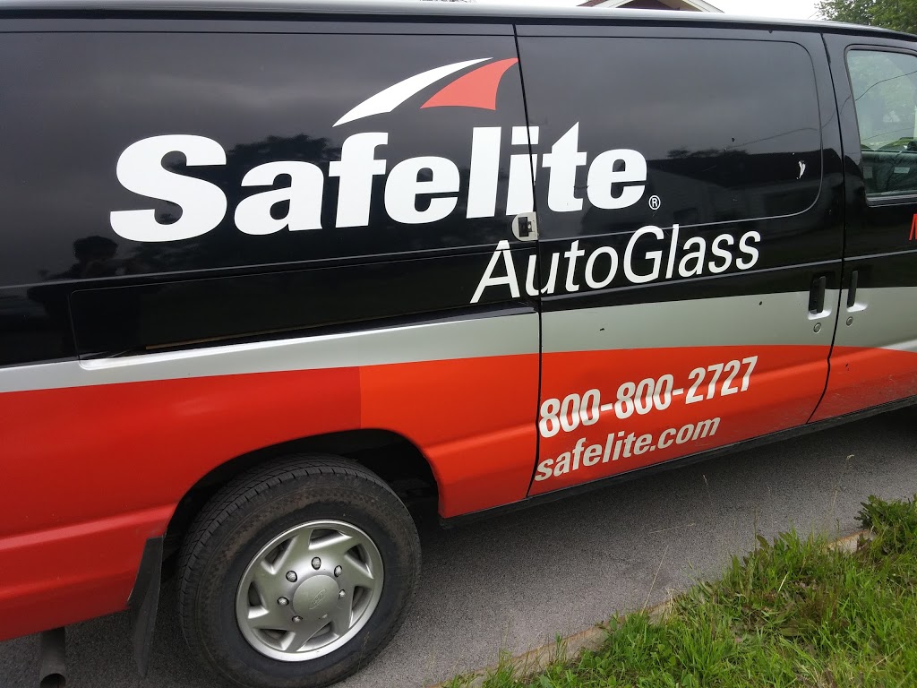 Safelite AutoGlass | 2918 Walden Ave Ste 290, Depew, NY 14043, USA | Phone: (716) 402-5104