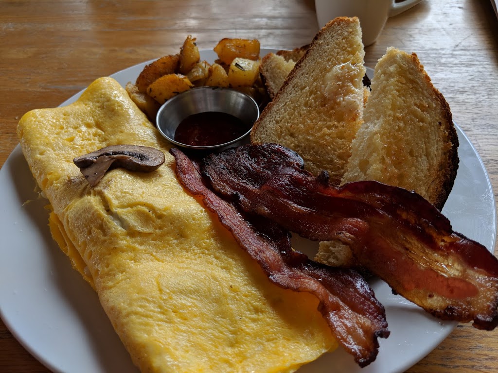 Fickle Fig | 1780 Mills Rd, North Saanich, BC V8L 5S9, Canada | Phone: (778) 426-0032
