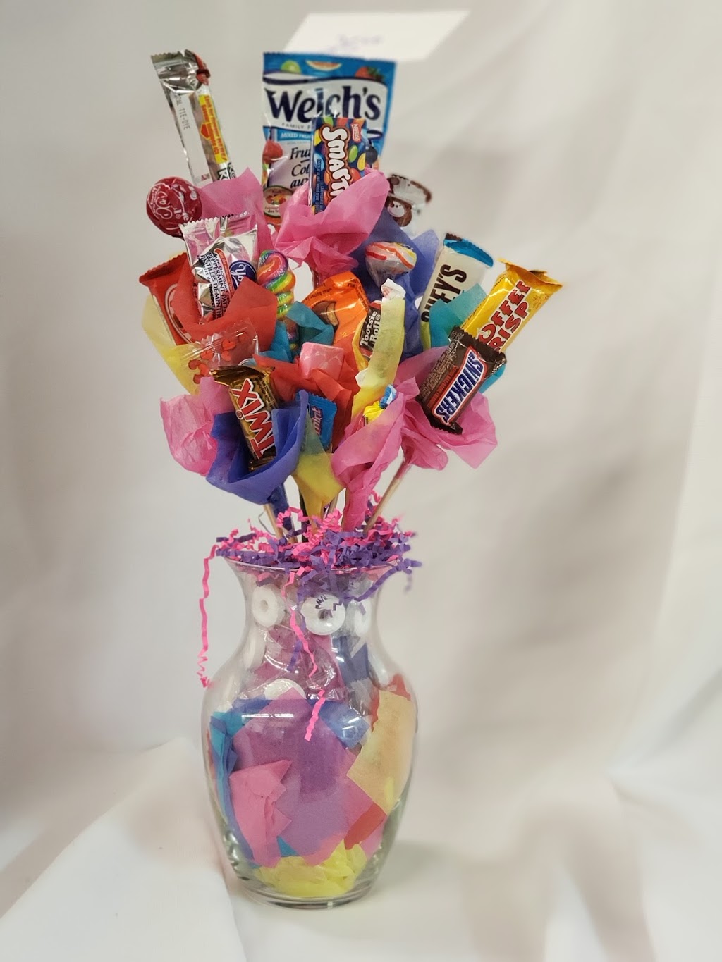 Janes Floral Dreams | 1735 Alberta Ave, Saskatoon, SK S7S 1R7, Canada | Phone: (306) 227-1717