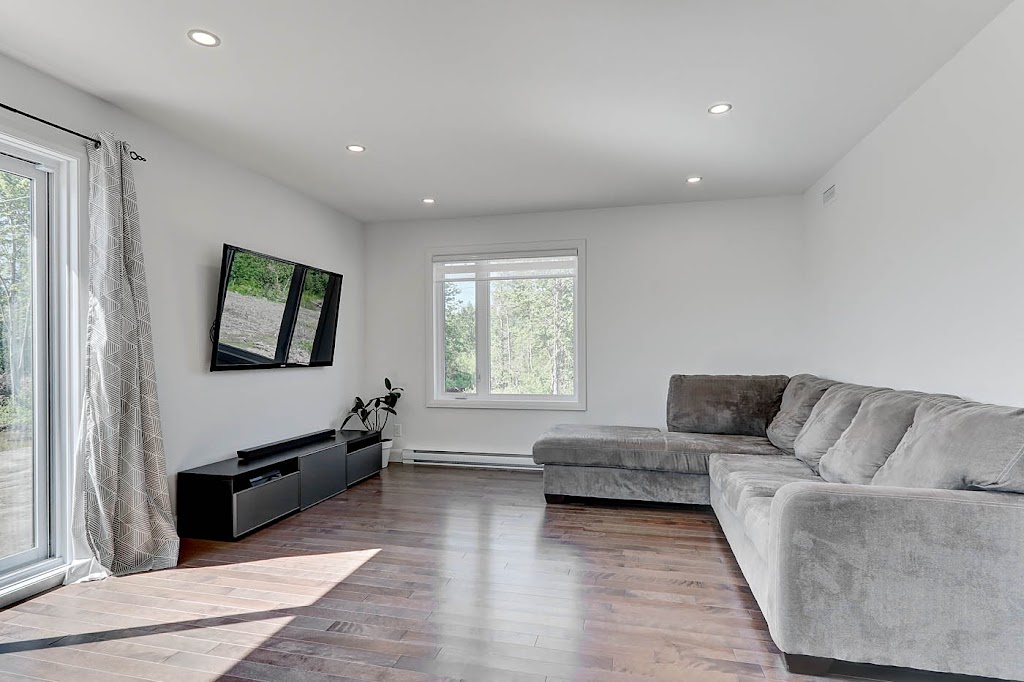 Construction M.N.J.E. | 316 Av. Trépanier, Sainte-Clotilde-de-Beauce, QC G0N 1C0, Canada | Phone: (418) 427-4847