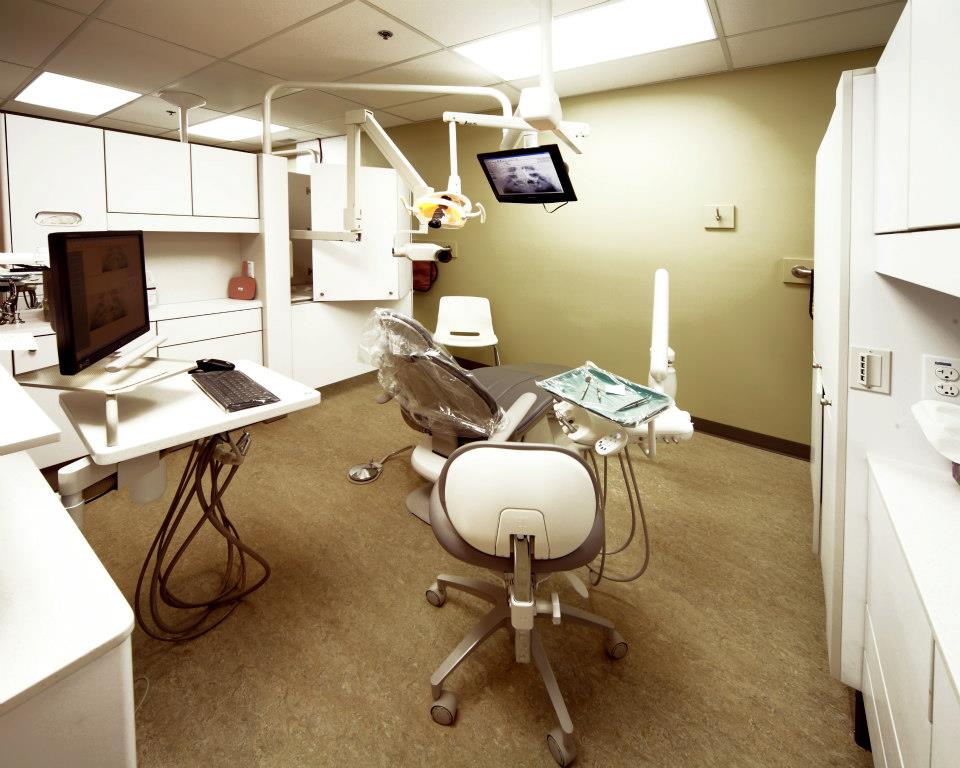 Somerset Dental on James | 17107 James Mckevitt Rd SW #2, Calgary, AB T2Y 3Y4, Canada | Phone: (403) 254-4509