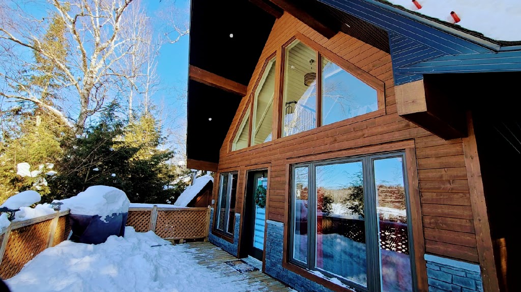 Chalet mille et une nuits | 13394 Chemin du Lac Labelle, Labelle, QC J0T 1H0, Canada | Phone: (514) 814-2525