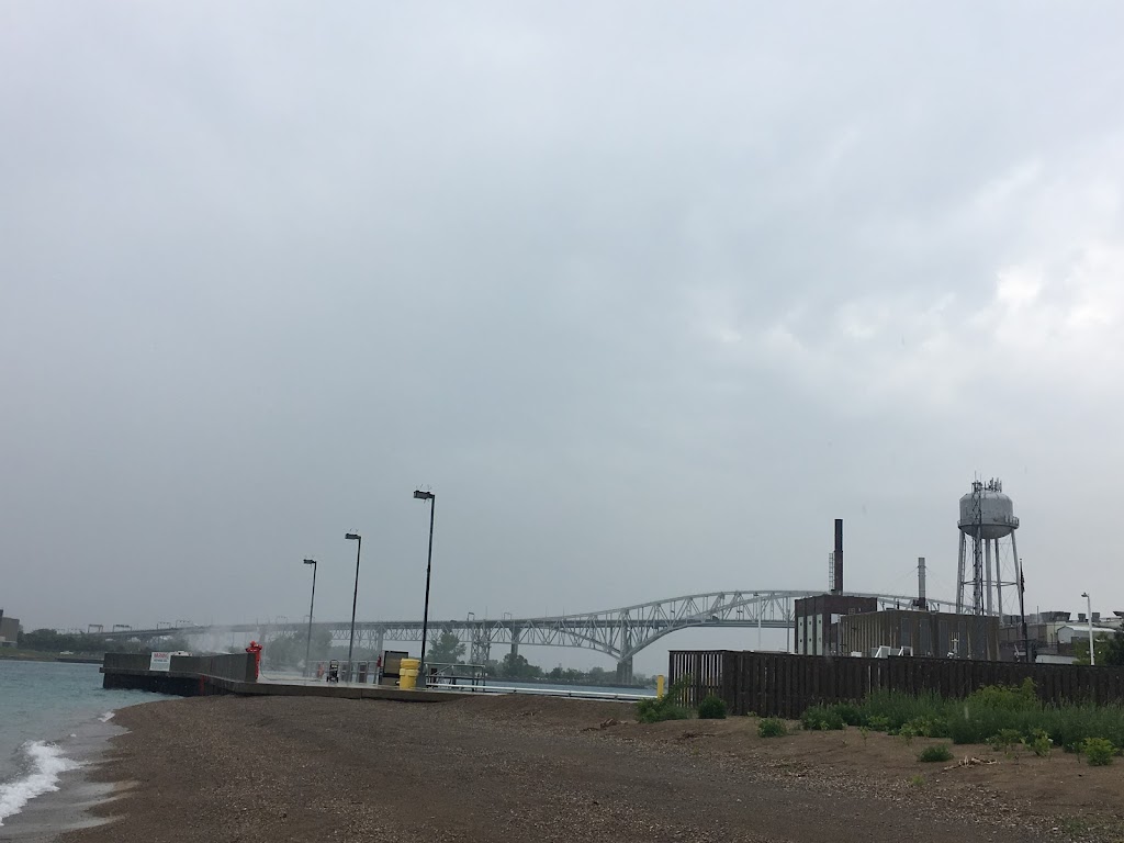 Blue Water Bridge | 1555 Venetian Blvd #4, Point Edward, ON N7T 0A9, Canada | Phone: (519) 336-2720