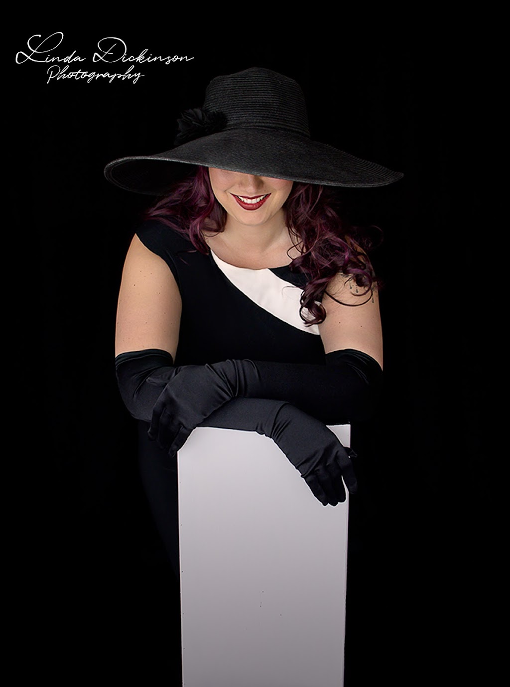 Linda Dickinson Photography | 5006 57 St, Beaumont, AB T4X 1B9, Canada | Phone: (780) 708-3666