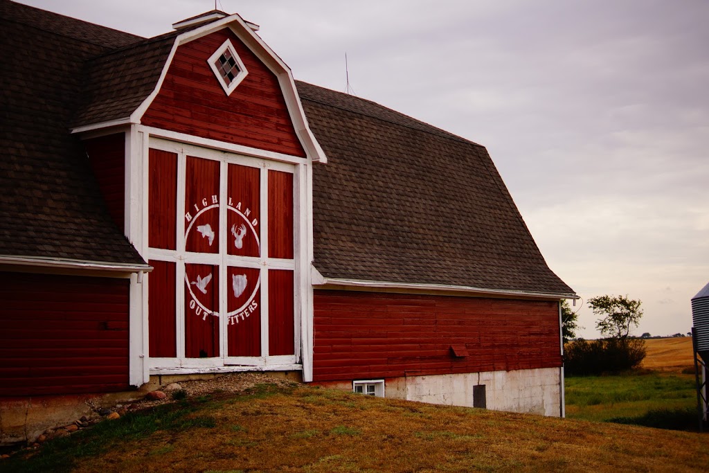 Highland Lodge | 1196 Bratton Road, Outlook, SK S0L 2N0, Canada | Phone: (306) 867-3194
