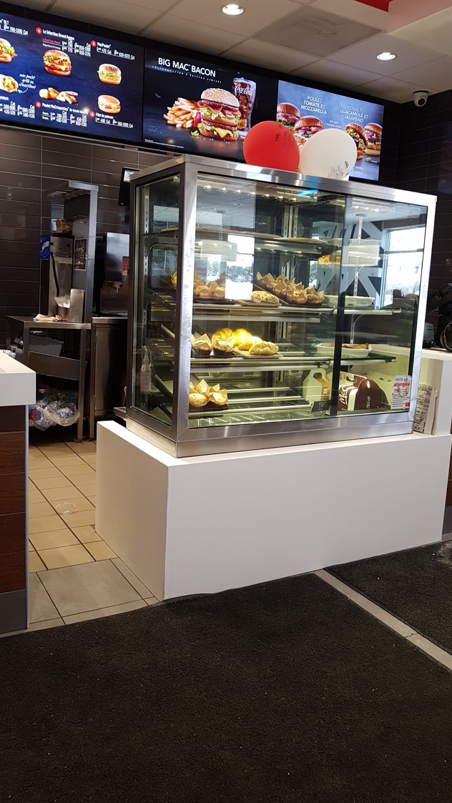 McDonalds | 695 Rue Davidson O, Gatineau, QC J8R 2T1, Canada | Phone: (819) 669-0838