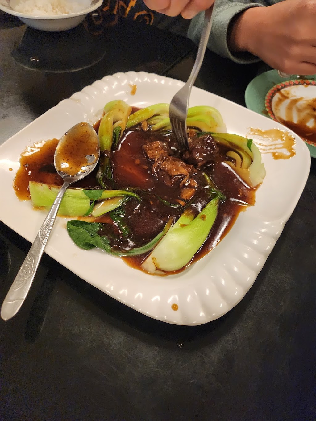 Yuan Lei Restaurant Gourmet | 4880 Bd des Sources, Dollard-des-Ormeaux, QC H8Y 3C7, Canada | Phone: (514) 418-8726