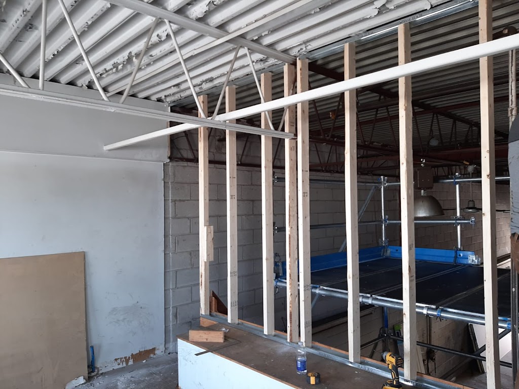 TraingleG Remodeling | 30 Callowhill Dr, Etobicoke, ON M9R 3L2, Canada | Phone: (647) 575-0982